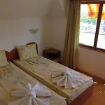 Strinava Otel Primorsko