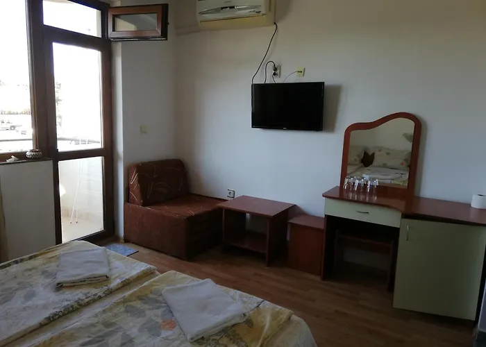 Strinava Отель 3*